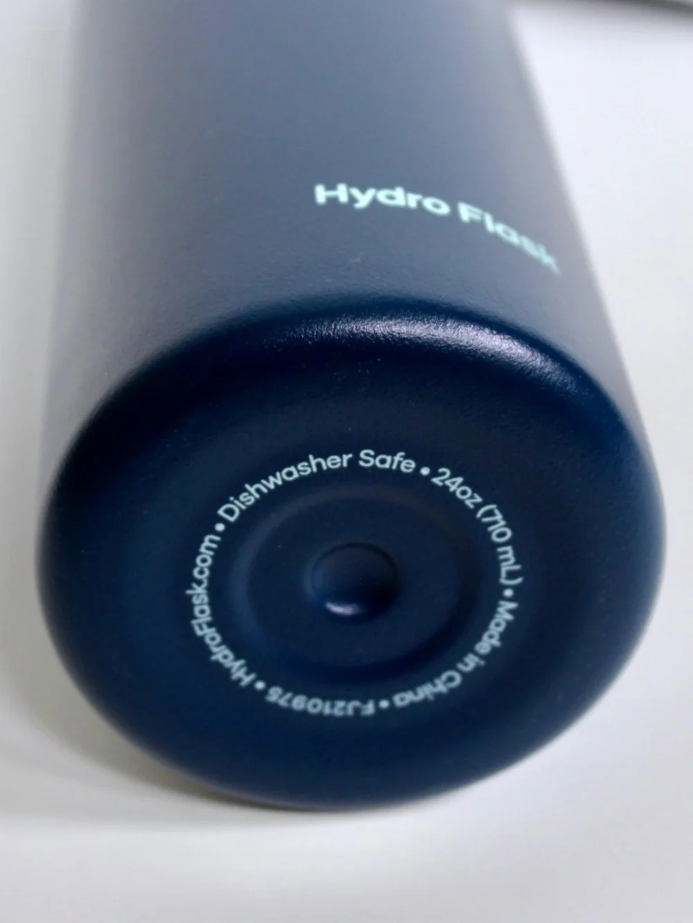 Hydro Flask Blue Wide Flex Straw Cap Stainless Steel Tumbler 24oz Water Bottle